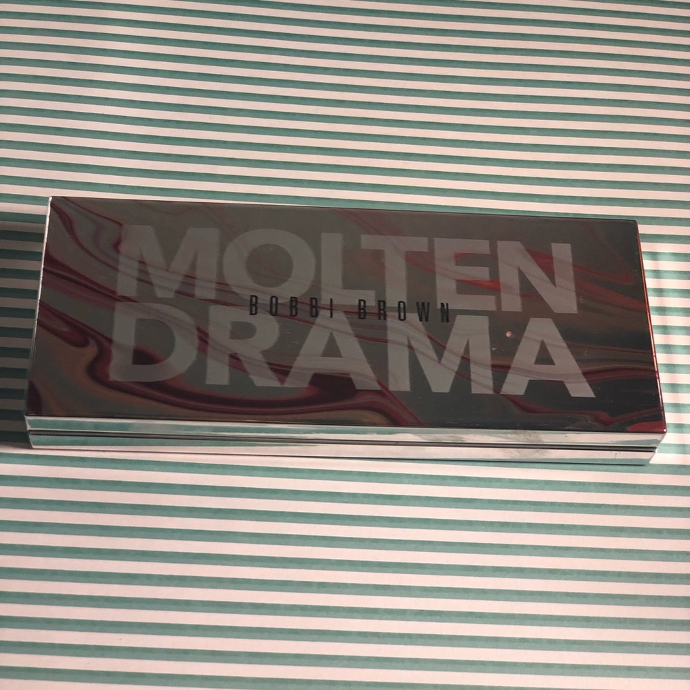 Bobbi Brown Molten Drama Eyeshadow Palette